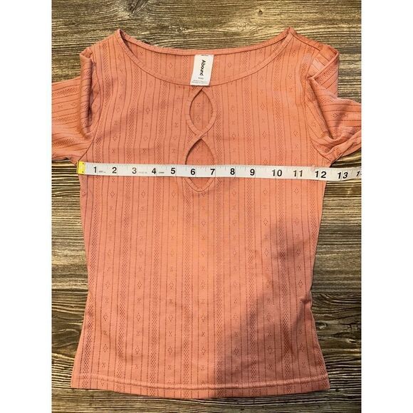 Abound Womens Crop Top Long Sleeve Stretch Cutout. Size XXS. NWOT. E - Picture 6 of 9